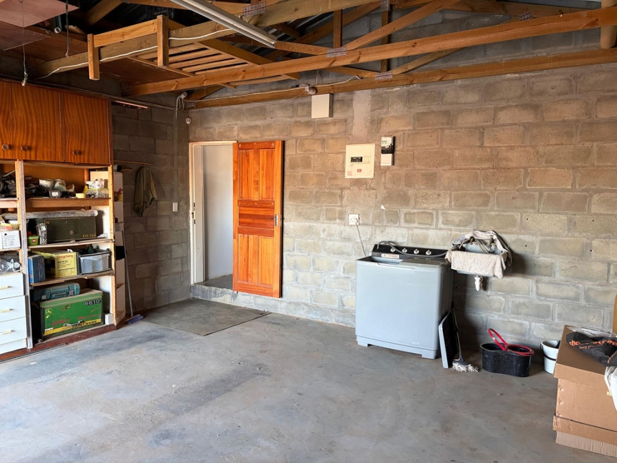 To Let 3 Bedroom Property for Rent in Vanrhynsdorp Western Cape